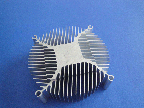 鋁制品代加工制造商生產(chǎn)工藝流程怎樣控制較弱？